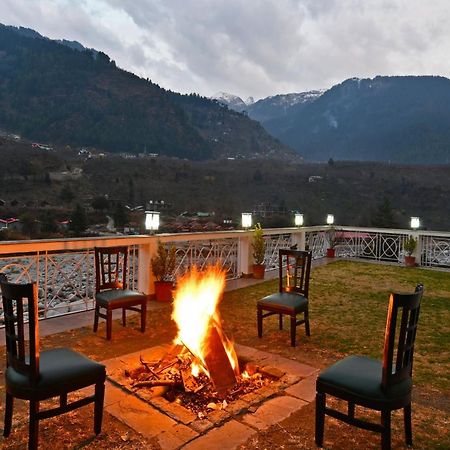 Mastiff Grand Manali Resort Exteriér fotografie