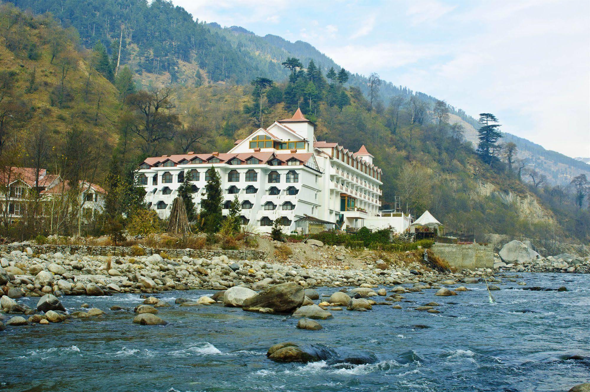 Mastiff Grand Manali Resort Exteriér fotografie